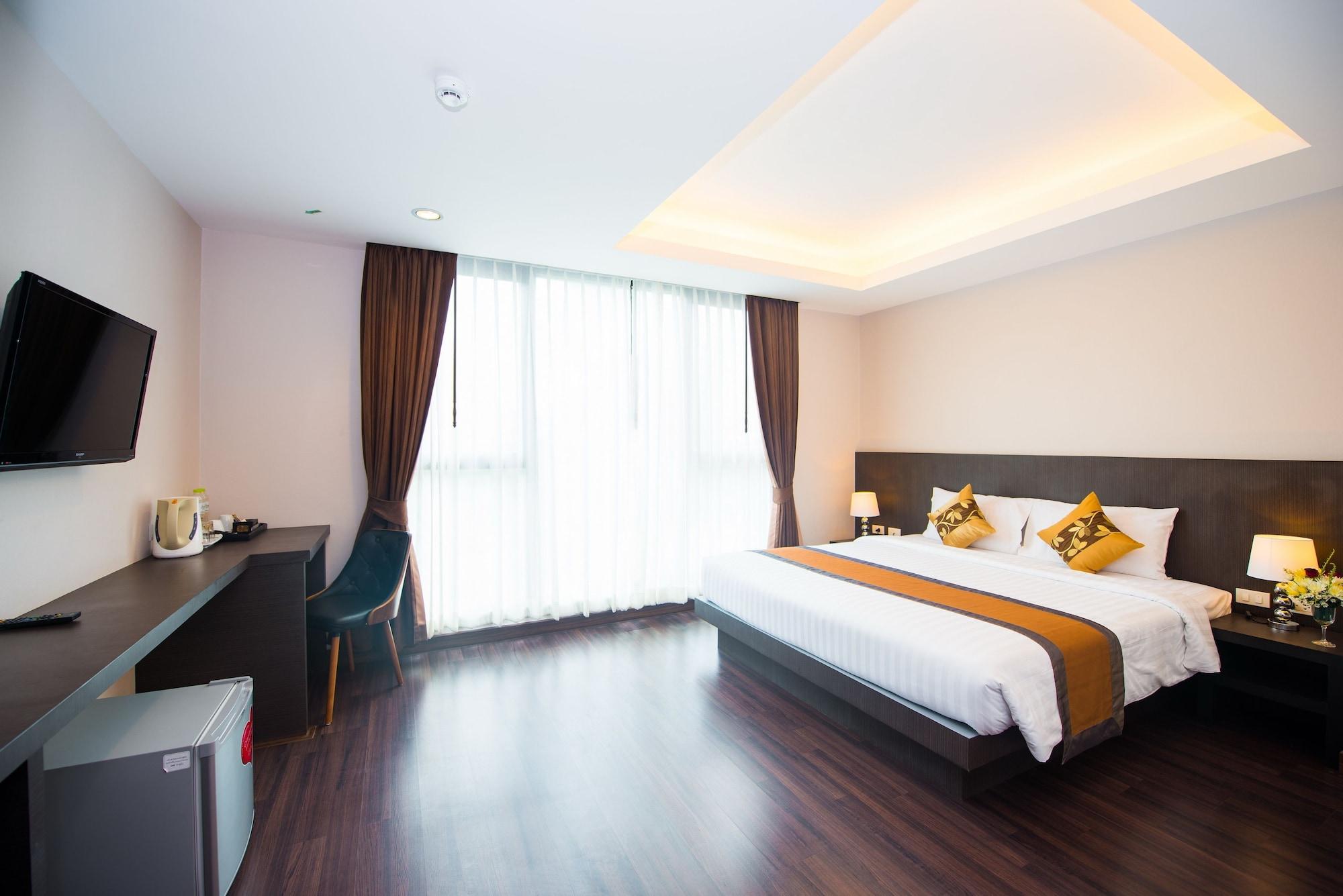 Tetris Hotel Ao Nang Exterior photo